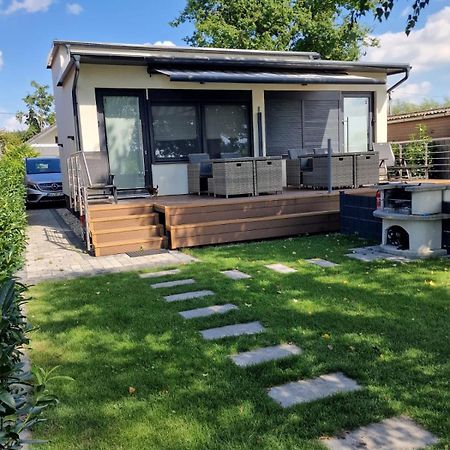 Ferienhaus Am See-2 Hungen Екстериор снимка