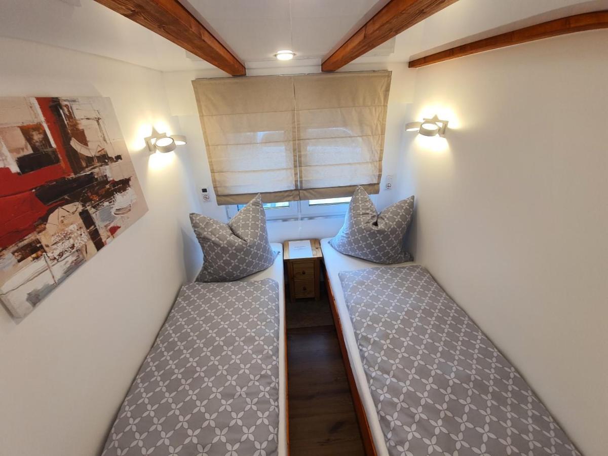 Ferienhaus Am See-2 Hungen Екстериор снимка
