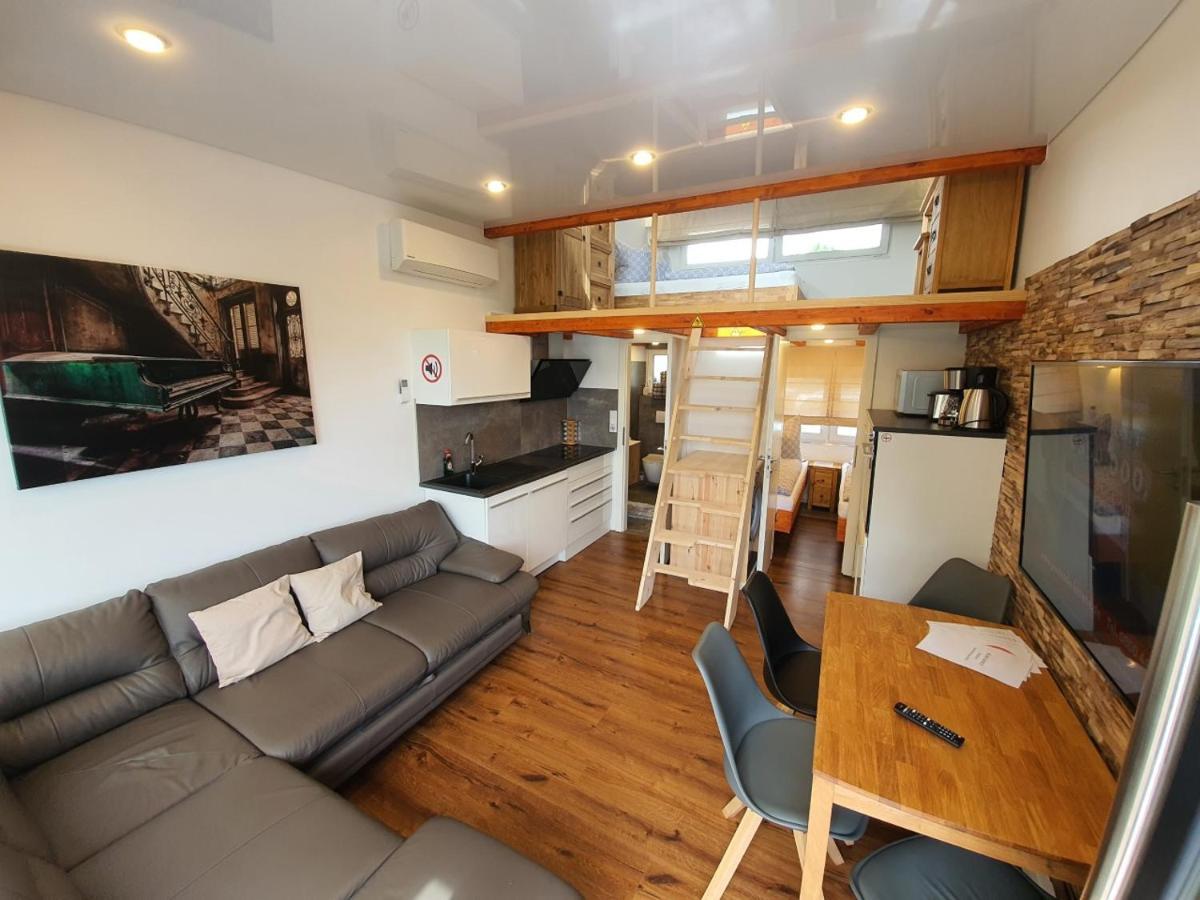 Ferienhaus Am See-2 Hungen Екстериор снимка
