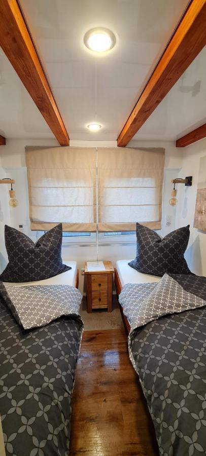 Ferienhaus Am See-2 Hungen Екстериор снимка
