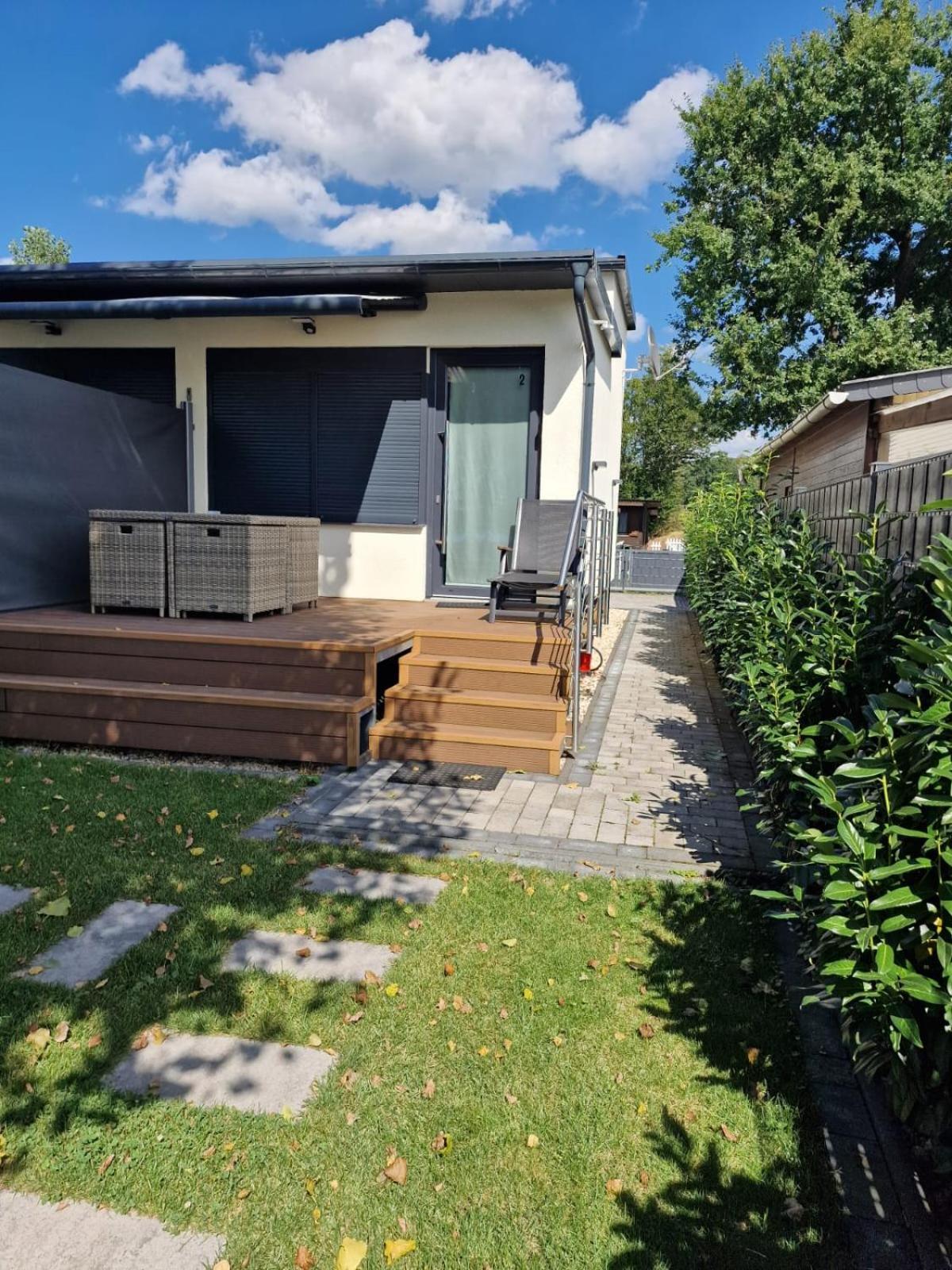 Ferienhaus Am See-2 Hungen Екстериор снимка