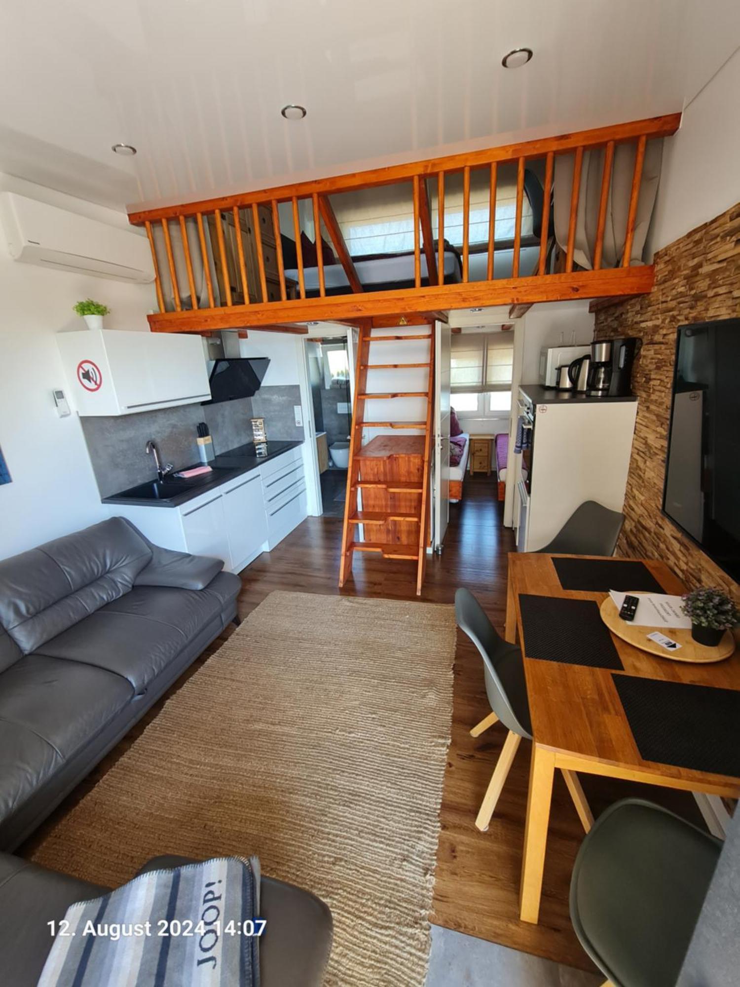 Ferienhaus Am See-2 Hungen Екстериор снимка